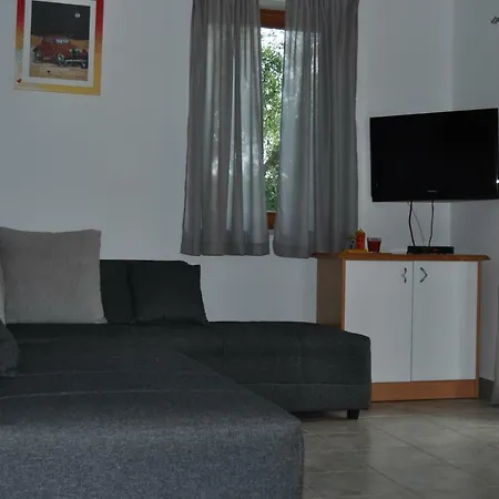 Boris Apartman Cres